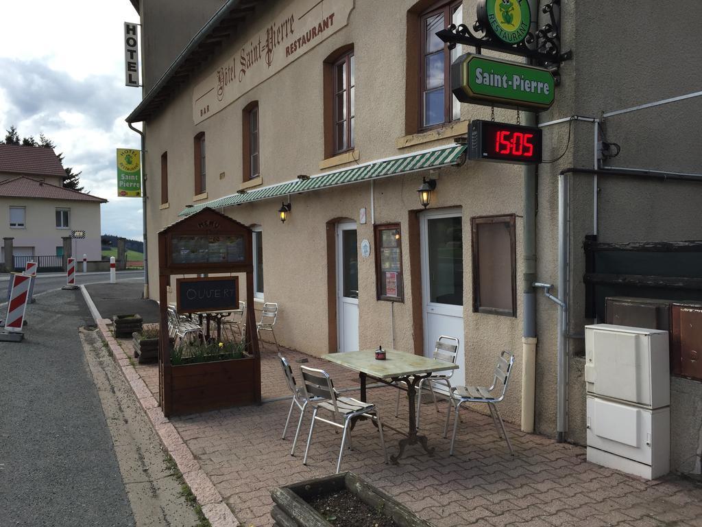 Hotel Saint Pierre Les Sauvages  Exteriör bild
